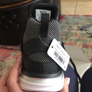 APL Shoes - New in box APL Ascend in black/chrome 10.5 APL Shoes - New in box APL Ascend in black/chrome 10.5